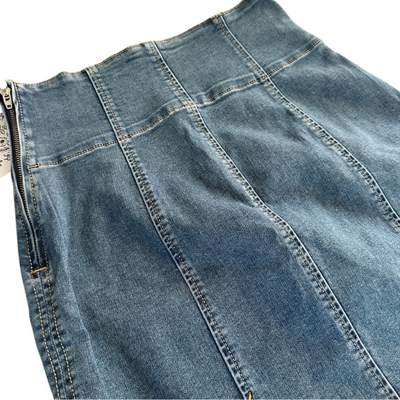NWT Free People Holding Onto a Dream Denim Mini Skirt Size 4 - Picture 7 of 11